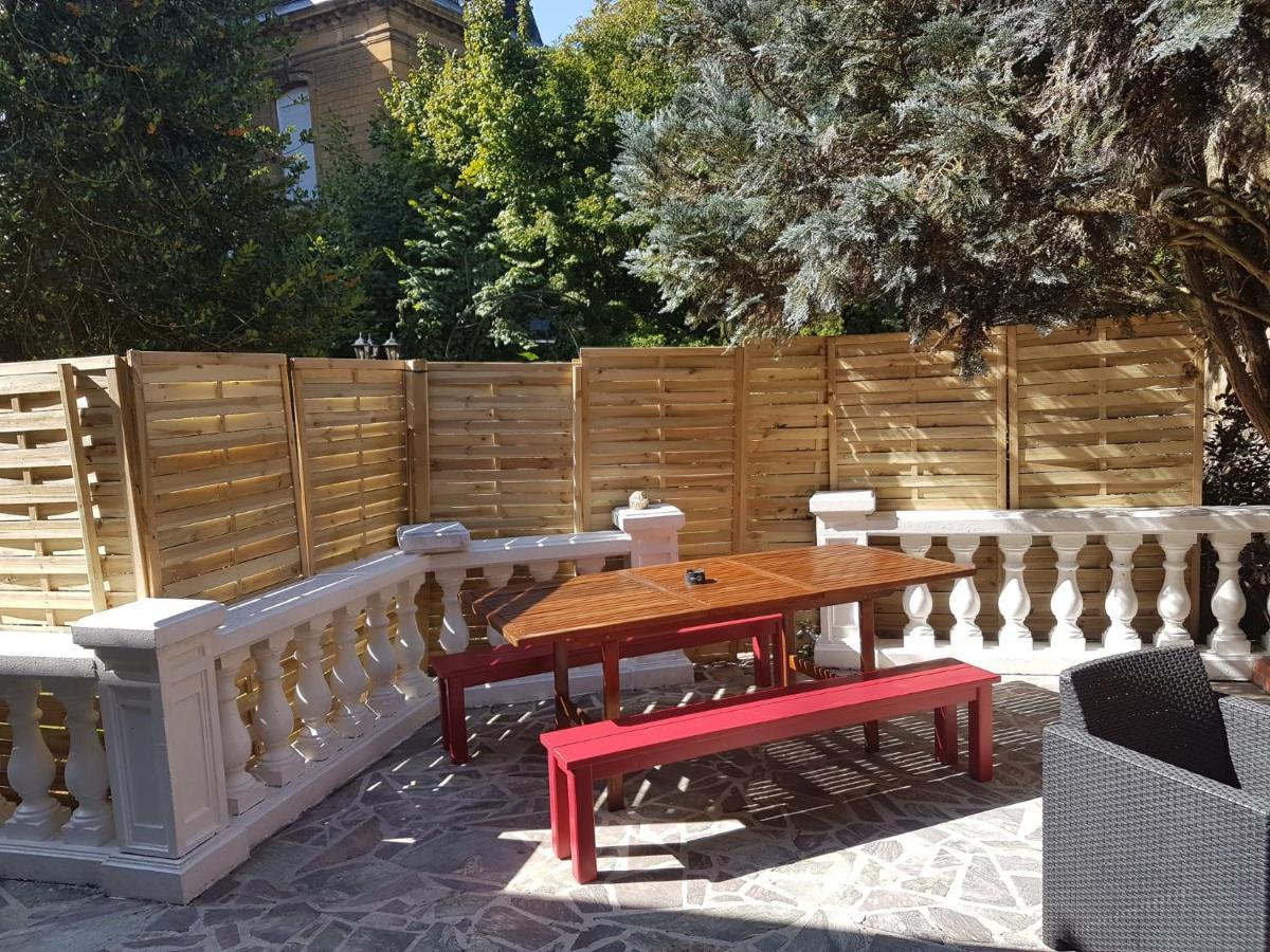 Maisonnette Privatisee Sedan Εξωτερικό φωτογραφία